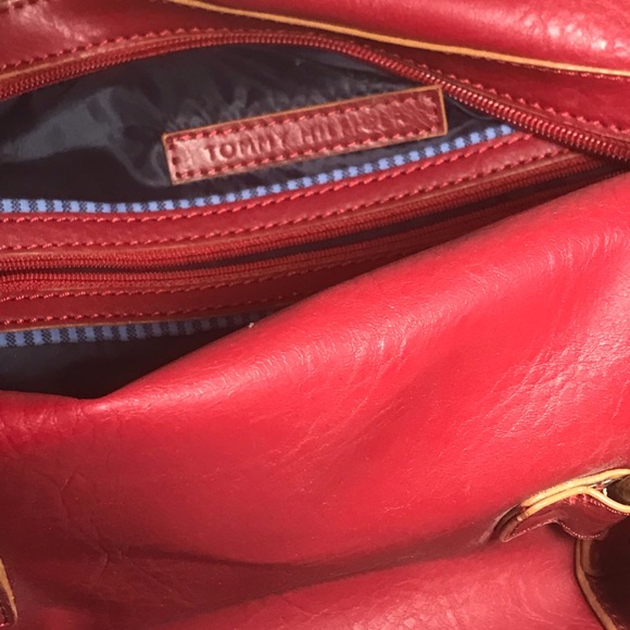 Tommy Hilfiger Red Purse - Picture 6 of 7